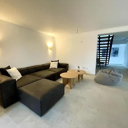 Luxury Ds11 * Staberdorf